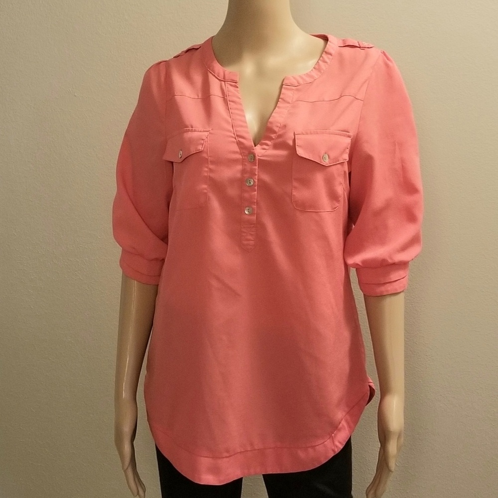 41 Hawthorn Peach Top-Size M